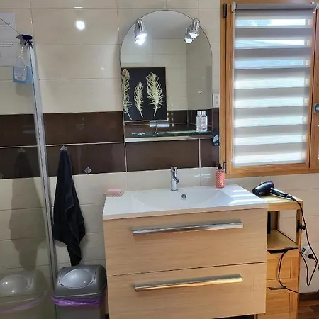 Chez Kate Et Lolo فندق مبيت وإفطار 3*