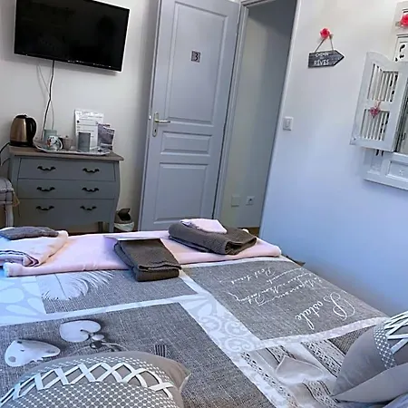 Bed & Breakfast Chez Kate Et Lolo 3*