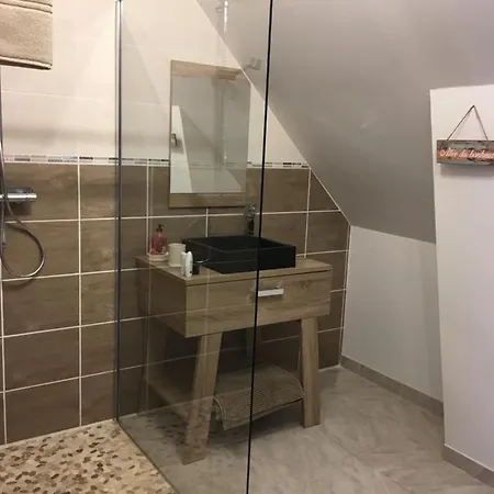 Oda ve Kahvaltı Chez Kate Et Lolo 3*